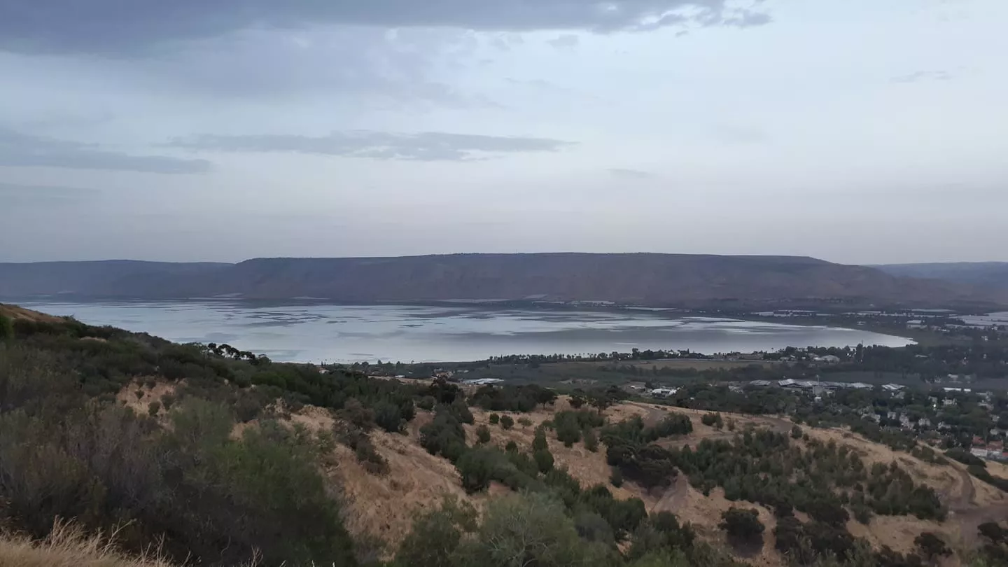You are currently viewing בשבילה גיבורים עפים